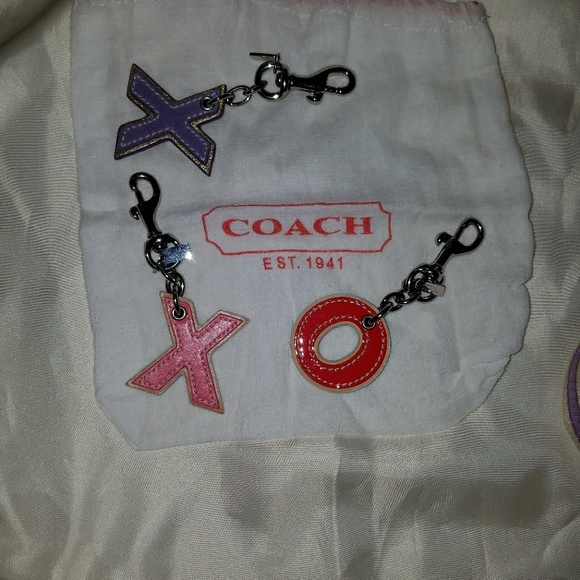 3 coach keychain X and O - Picture 2 of 2